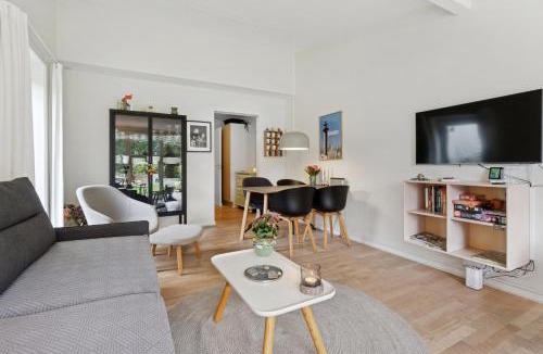Dueodde Apartment | Cozy Holiday Apartment By Dueodde Strand