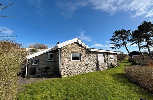 Klint House | Cozy holiday home with sea views