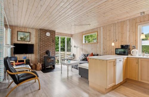 Thyholm House | Cozy Holiday Home Close To The Beach