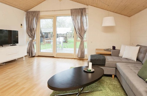 Hojby House | Cozy Holiday Home in Højby Amidst Lush Green Forest