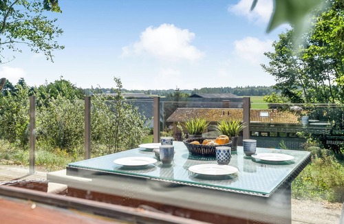 Frostrup House | Cozy holiday home near Lild Strand.