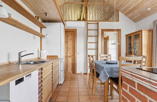 Grønninghoved Strand House | Cozy holiday home near forest and beach