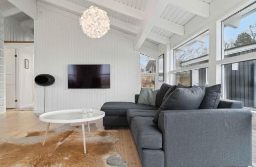 Bronde House | Cozy Holiday Home On Orø