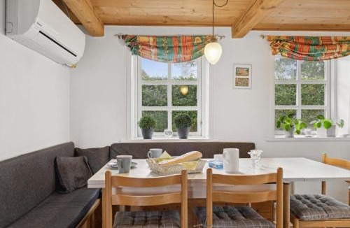 Ballum Villa | Cozy Holiday Home With A View Of The North Sea