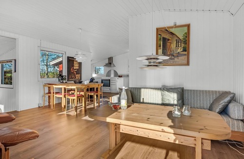 Ronbjerg House | Cozy holiday home with modern facilities close to the water.