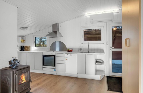 Ronbjerg House | Cozy holiday home with modern facilities close to the water.