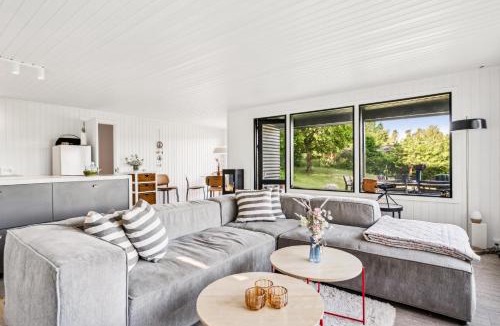 Ebeltoft House | Cozy Holiday Home With Scenic Nature Views Near Lyngsbæk Beach And Mols Bjerge National Park