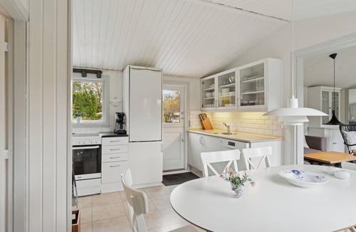 Hoensinge House | Cozy holiday home with sauna and hot tub
