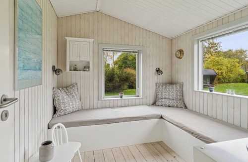 Hoensinge House | Cozy holiday home with sauna and hot tub