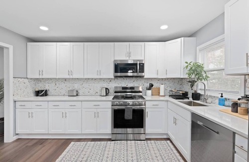 Ridgefield Park Apartment | Cozy Home, 17 min from NYC, 2 Parking Spaces
