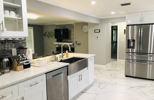 Largo House | Cozy Home 4 Minutes From Indian Rocks Beach