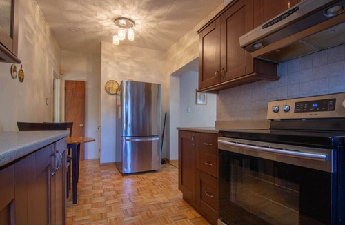 Laval House | Cozy Home – 6p – Centropolis & Carrefour Laval
