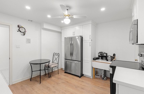 Richmond Hill House | Cozy Home away from Home (Basement)