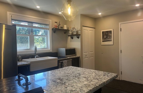New Dundee House | Cozy Home Away From Home