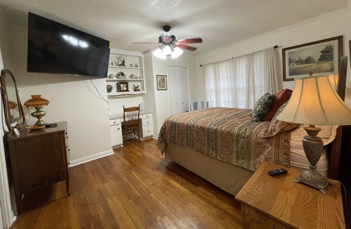 Landon Branch House | Cozy home away from home