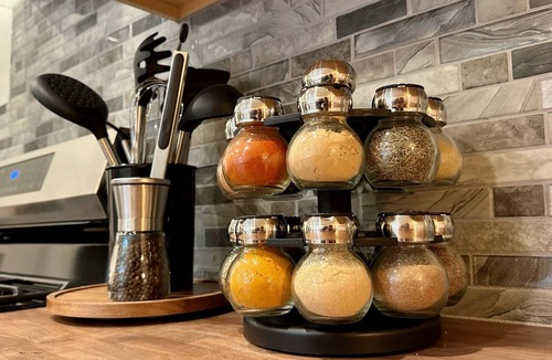 McLoughlin House | Cozy Home Away from Home