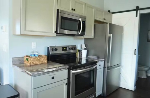 Shenandoah House | Cozy Home Between Shenandoah Natl Park & JMU - 5 Star Reviews!