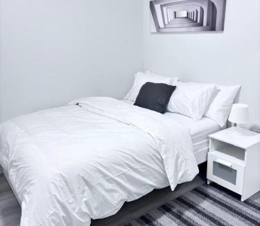 Fort Gary Apartment | Cozy Home