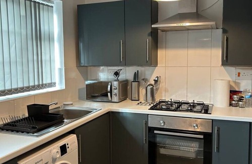 Atlantic Wharf House | Cozy Home | Central | parking