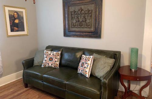 Mahncke Park House | Cozy Home close to Downtown