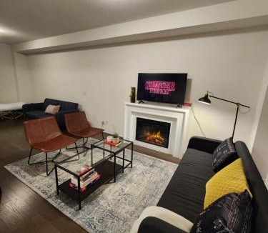 Kitchener House | Cozy Home for 10 people