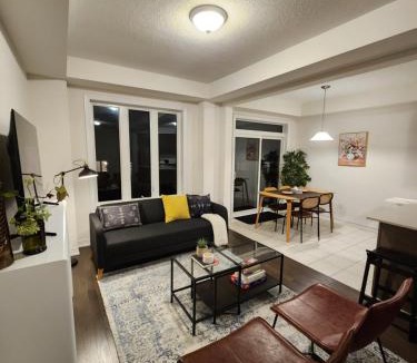Kitchener House | Cozy Home for 10 people