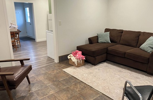 Hull House | Cozy Home for 4