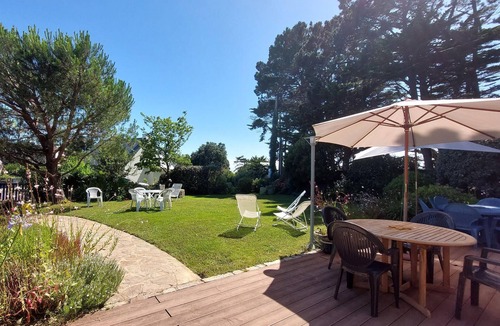 Saint-Gildas-de-Rhuys House | Cozy home in Saint-Gildas-de-Rhuys with WiFi