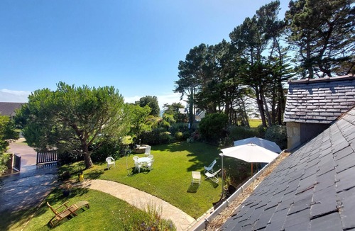 Saint-Gildas-de-Rhuys House | Cozy home in Saint-Gildas-de-Rhuys with WiFi