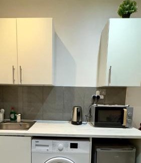 Acton Apartment | Cozy Home