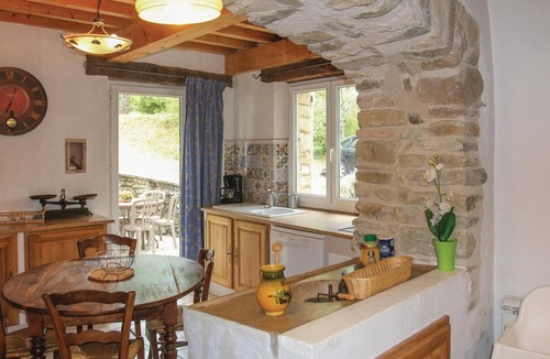 La Begude-de-Mazenc House | Cozy home in La Begude-De-Mazenc