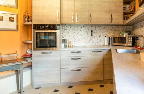 Morainville-Jouveaux House | Cozy home in Morainville Jouvaux