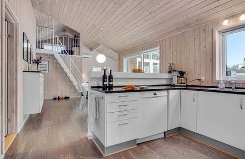Aalbaek House | Cozy home in ålbæk with kitchen