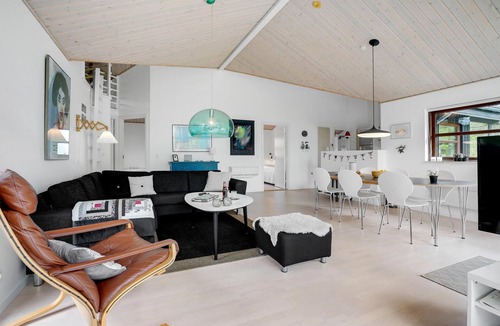 Aalbaek House | Cozy home in ålbæk with WiFi