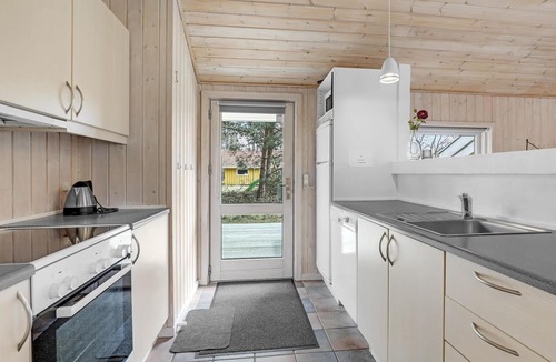 Sømarken House | Cozy home in Aakirkeby with sauna