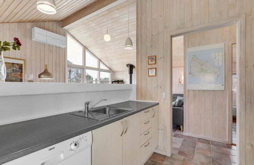 Sømarken House | Cozy home in Aakirkeby with sauna