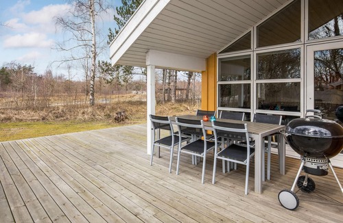 Sømarken House | Cozy home in Aakirkeby with sauna