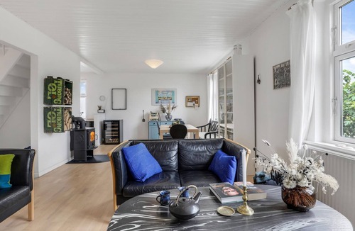 Pedersker House | Cozy home in Aakirkeby with WiFi