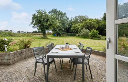 Varbjerg House | Cozy Home In Aarup With Wifi