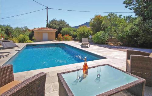 Aregno House | Cozy Home In Algajola With Wifi