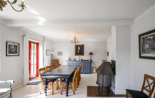 Anholt House | Cozy Home In Anholt With Wifi