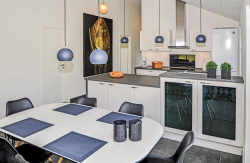 Ansager House | Cozy home in Ansager with lake view