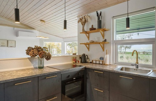Maribo House | Cozy home in Askø with WiFi