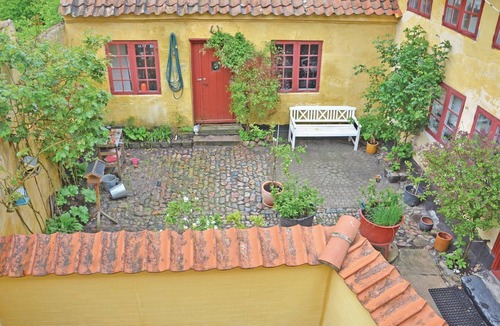 Assens House | Cozy home in Assens with house sea view