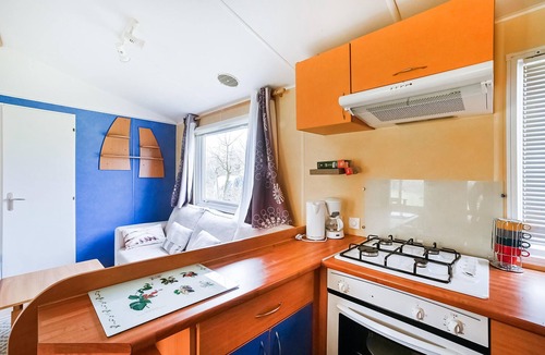 Barjac House | Cozy home in Barjac with swimming pool
