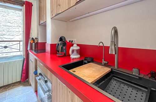 Barjac House | Cozy home in Barjac with WiFi