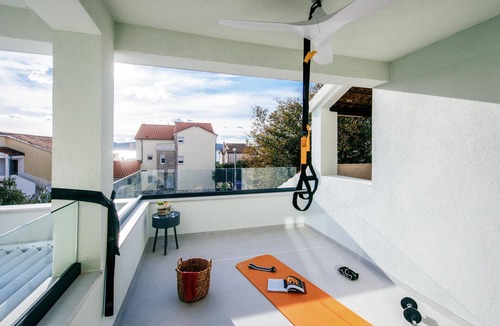 Biograd na Moru House | Cozy home in Biograd na Moru with sauna