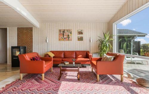 Bjert House | Cozy Home In Bjert With House Sea View