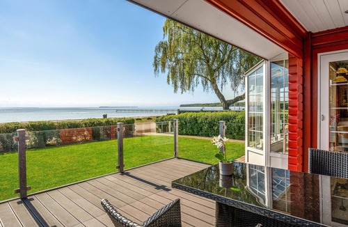 Bjert House | Cozy home in Bjert with WiFi