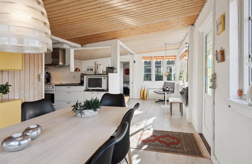Bjert House | Cozy home in Bjert with WiFi